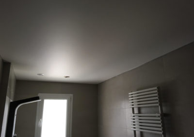 pose de plafond tendu